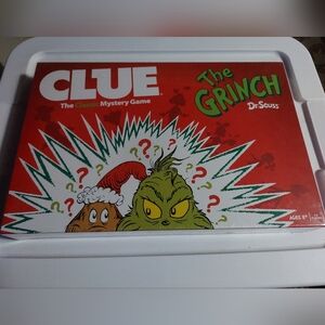 Clue Classic Mystery Game. The Grinch Version.